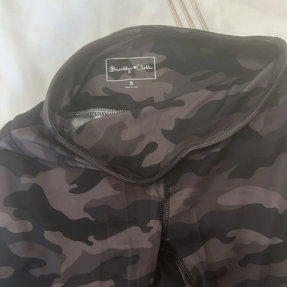 Camo Print Biker Shorts - Picture 2 of 2